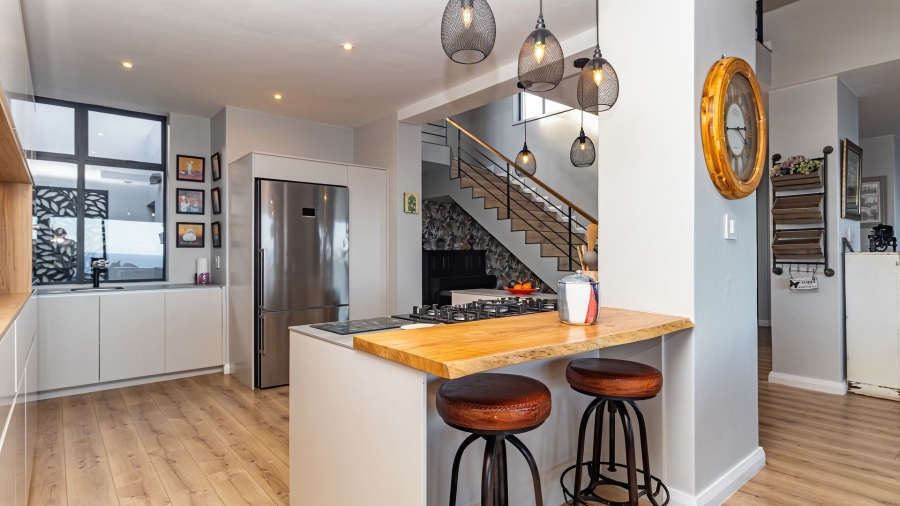 4 Bedroom Property for Sale in Oubaai Western Cape